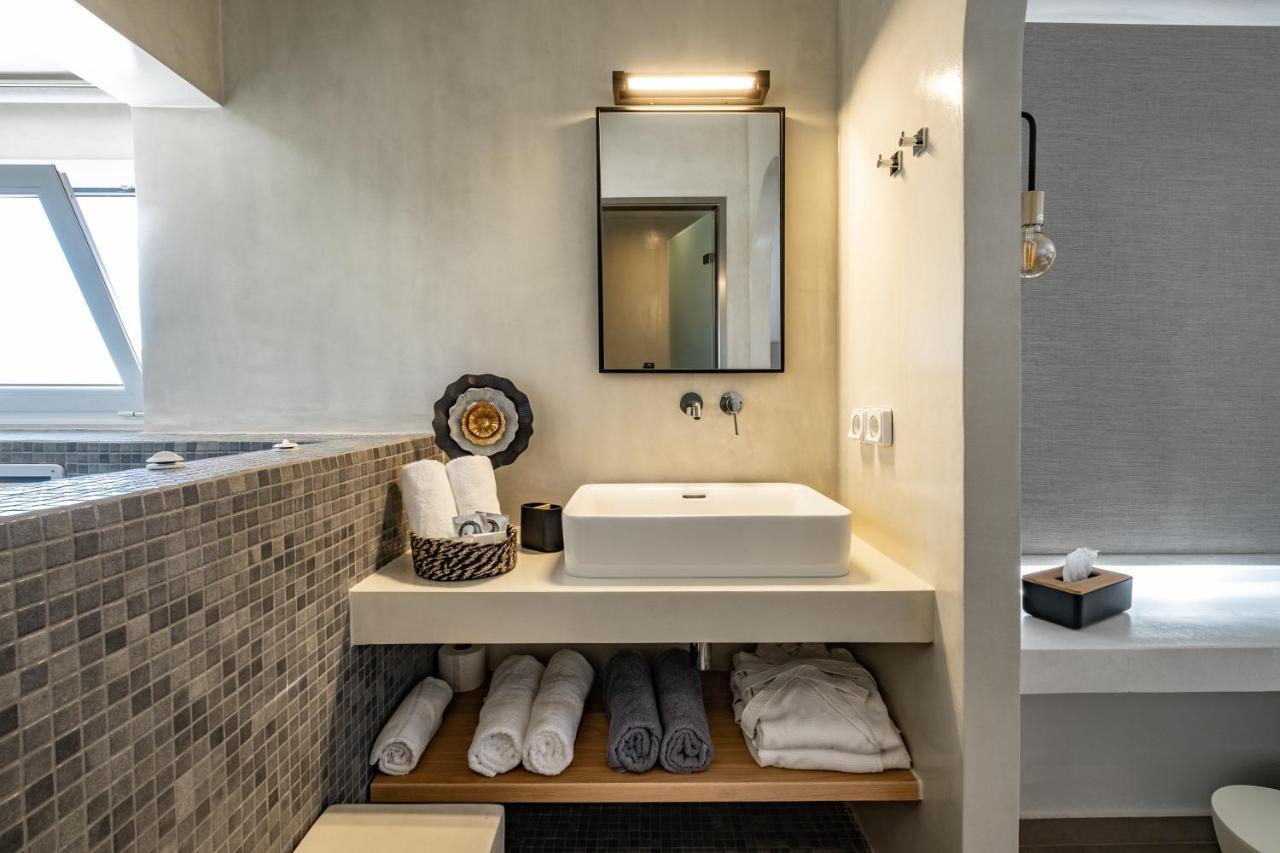 אימרוביגלי Centro Suite מראה חיצוני תמונה